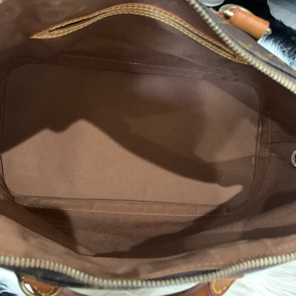 Louis Vuitton Alma - Picture 8 of 10